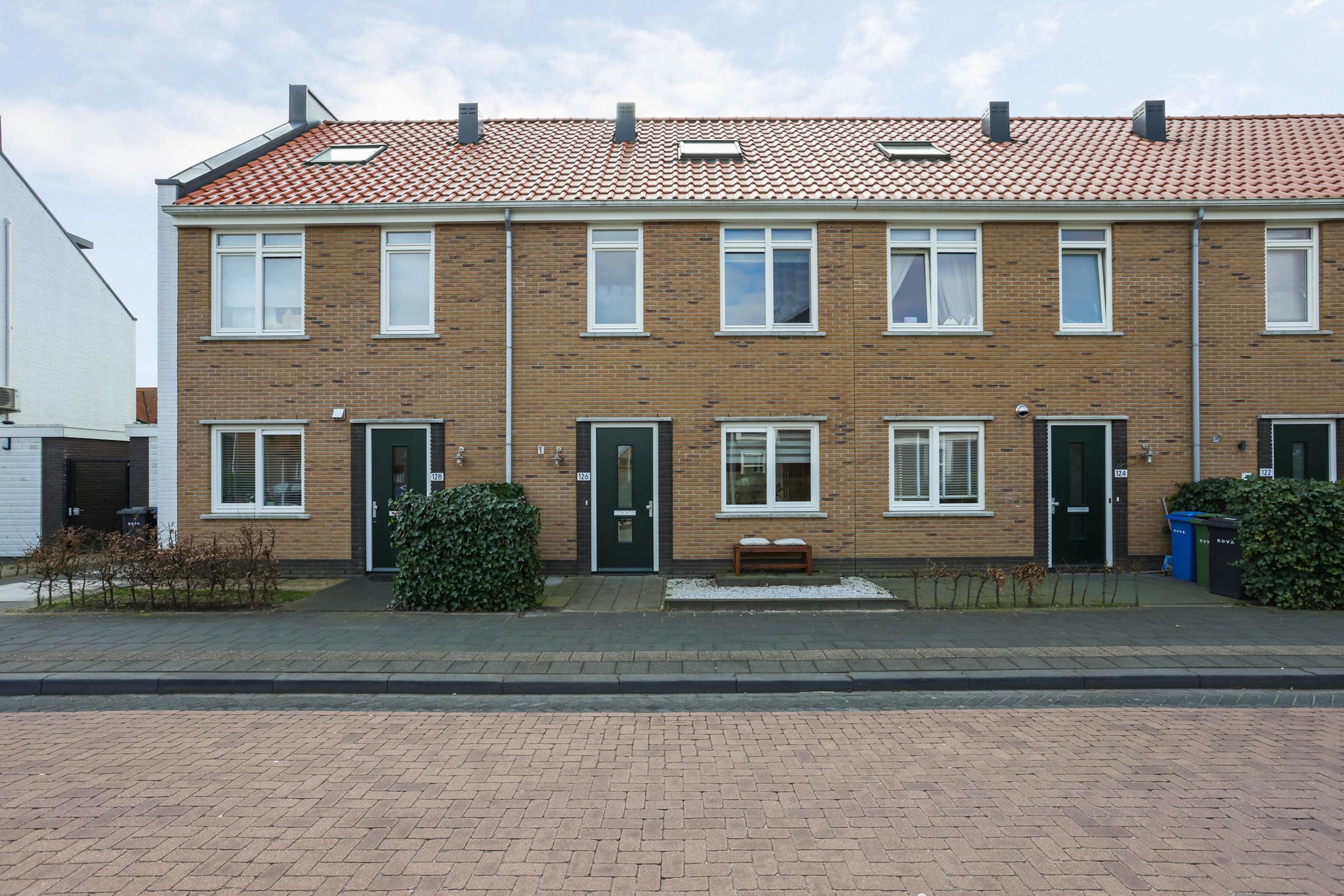 Straat van Gibraltar 126 in Vathorst / Hooglanderveen / Amersfoort, Amersfoort