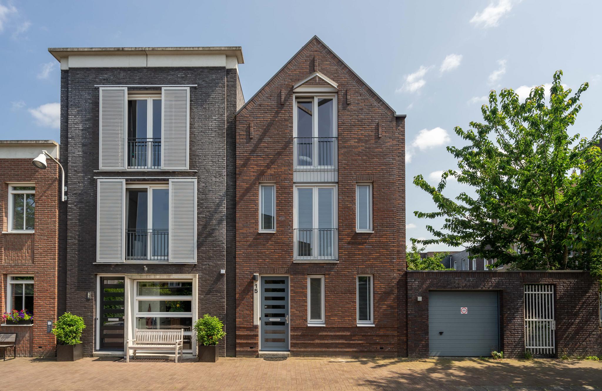 Uitdamstraat 15 in Vathorst / Hooglanderveen / Amersfoort, Amersfoort